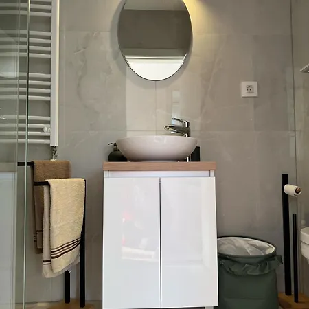 Riverside Lägenhet *