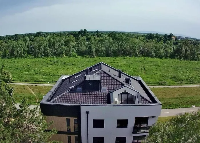 Διαμέρισμα Riverside *